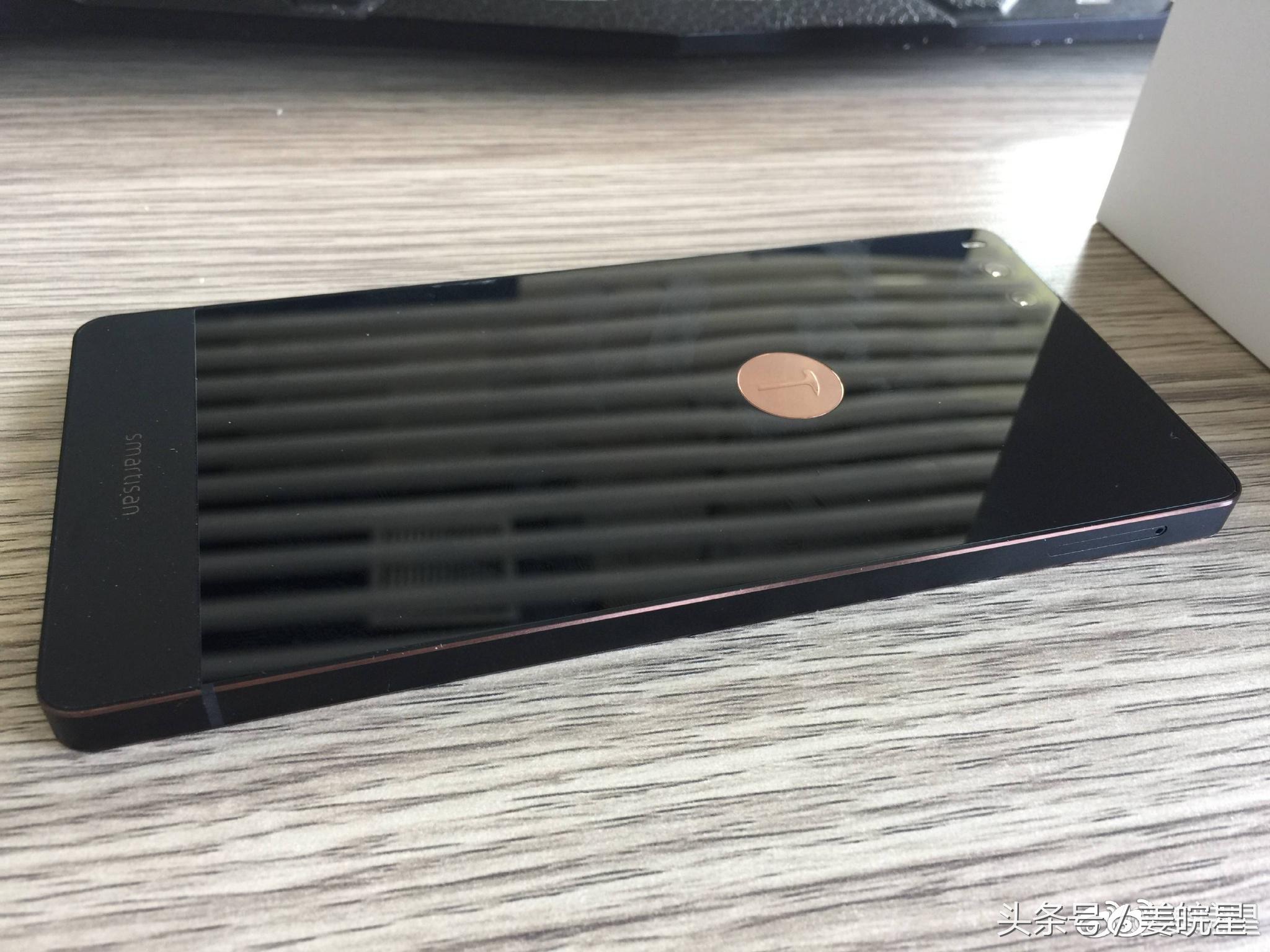 罗永浩发布坚果pro视频,罗永浩坚果pro发布会哽咽