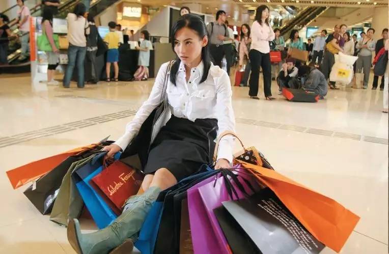 lvgucci轻奢品,lvgucci服装