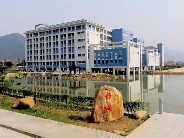 来肇新生看过来，这份交通指引能帮你大忙！