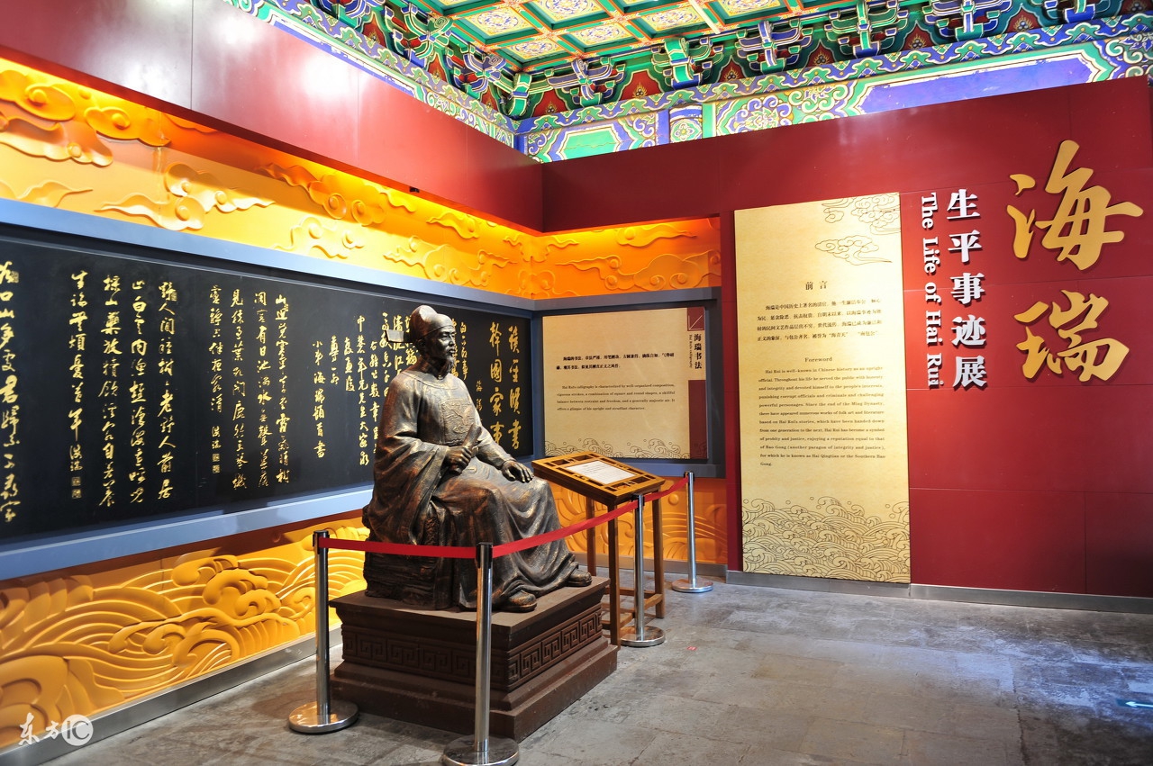 明朝是一个伟大的朝代吗，为什么史书都在黑明朝？