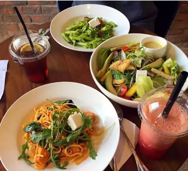 青岛适合情侣约会的美食店,青岛站适合约会的美食