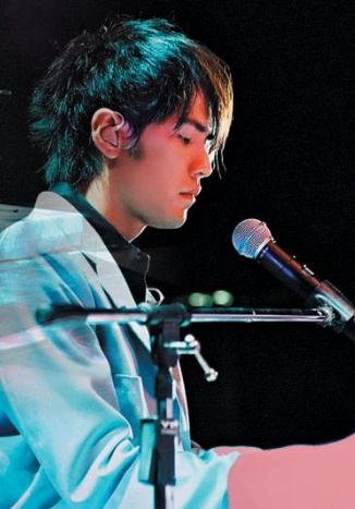 周杰伦钢琴水平相当于专业几级,周杰伦水平高吗