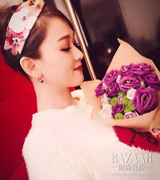 38岁陈乔恩少女感爆棚,38岁陈乔恩甜美似少女