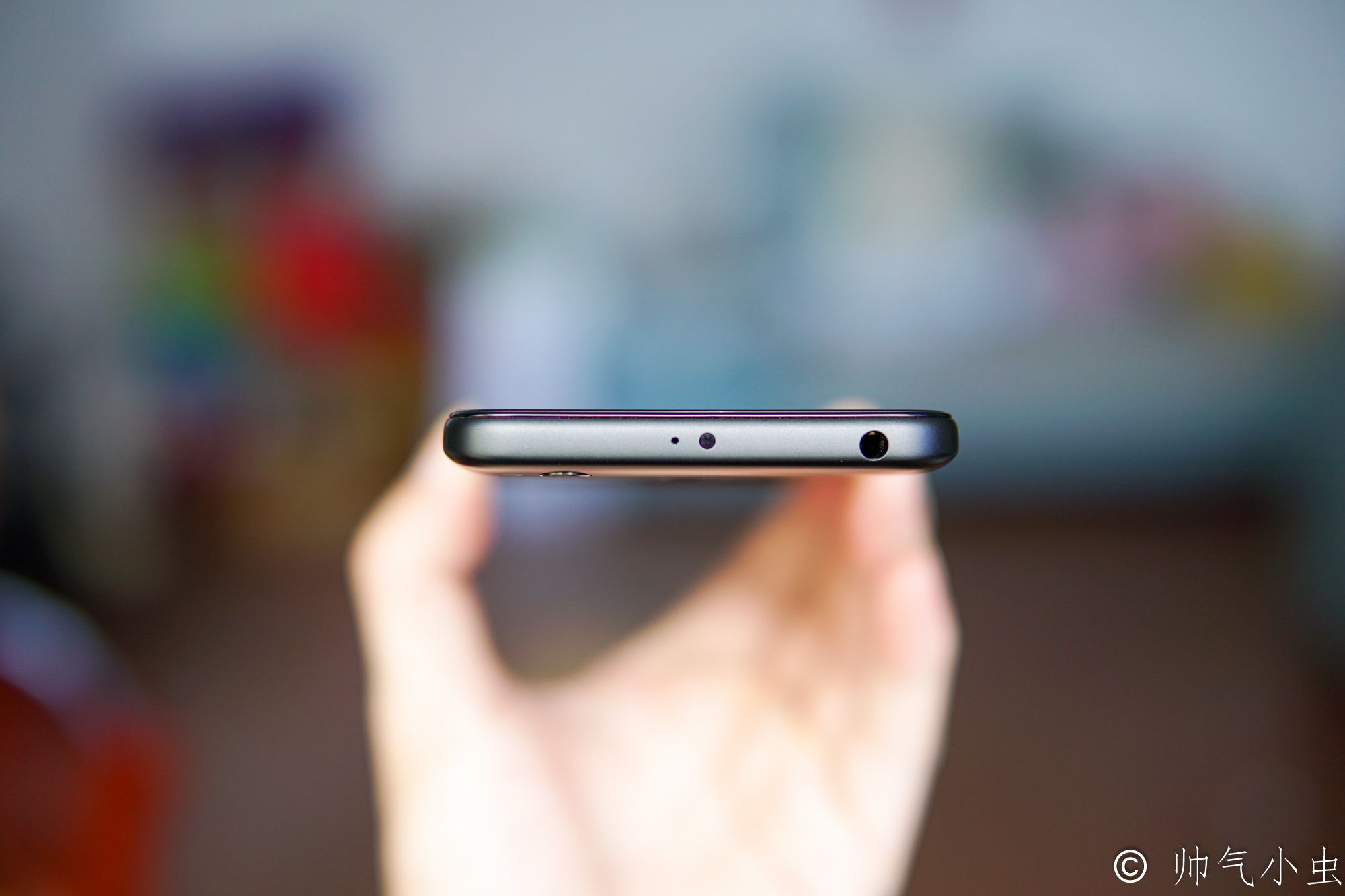 “最为便宜”的4+64GB手机？超值小米手机，降价150，售价不足千元