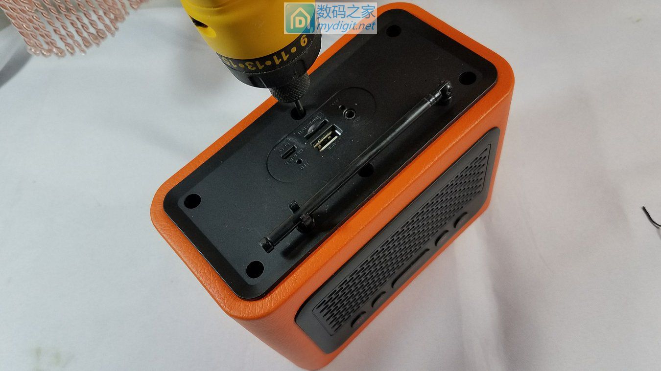 皮革+木质=好音质？简评朗技iBOXH90创意无线蓝牙音箱性价比