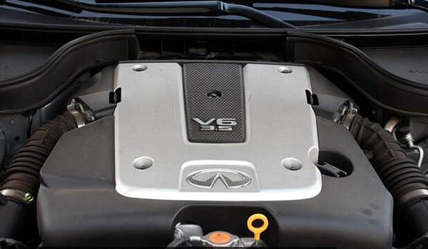 沙发厂轻奢风,2010年英菲尼迪q50二手