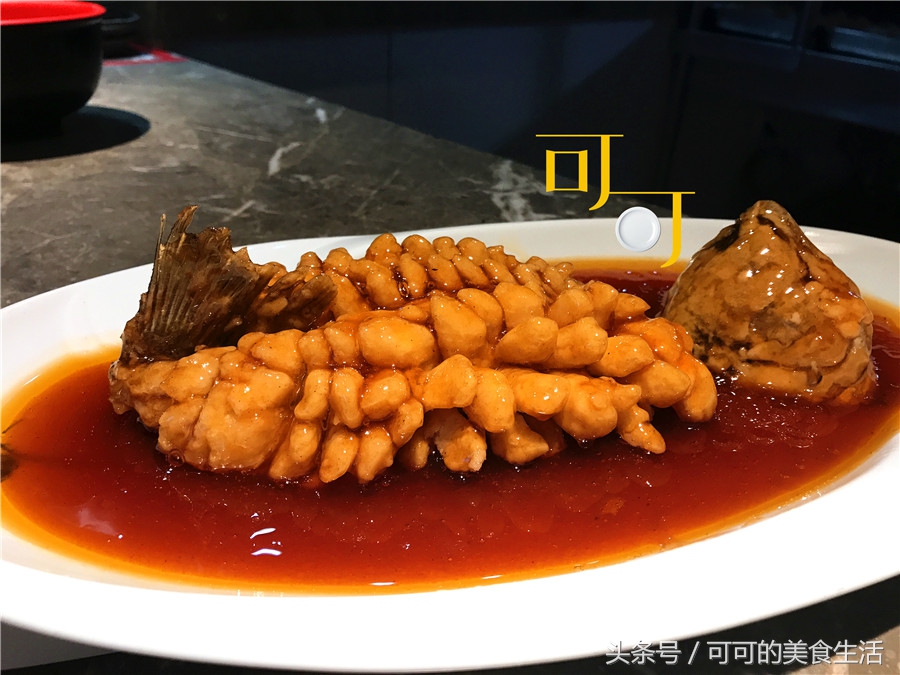 扬州哪里吃狮子头最正宗,淮扬菜狮子楼的狮子头