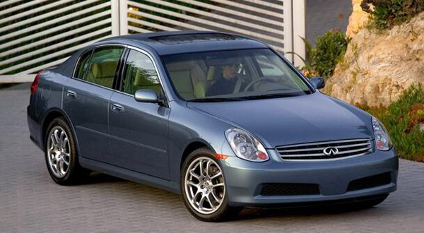沙发厂轻奢风,2010年英菲尼迪q50二手