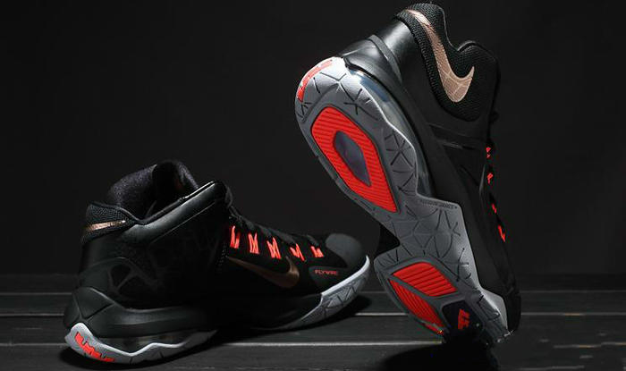 詹姆斯支线使节7代实战测评,詹姆斯使节系列是支线吗