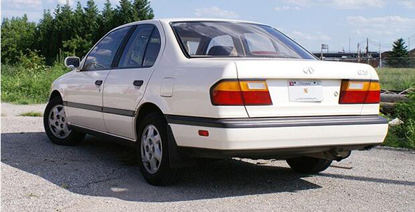 沙发厂轻奢风,2010年英菲尼迪q50二手