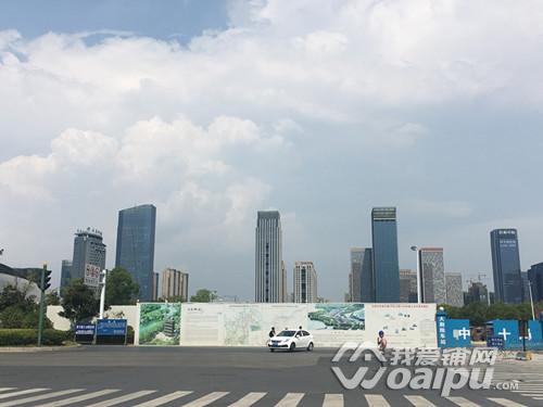 实探合肥天鹅湖板块：商务楼宇云集双地铁途经市政配套齐全