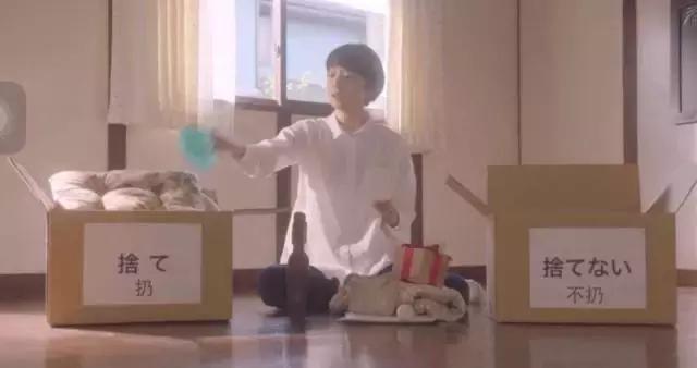 床单被罩四件套整理收纳技巧,如何整理床单被罩节省空间