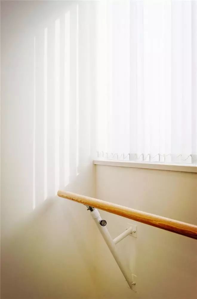 设计师大胆突破传统设计元素,林森设计师