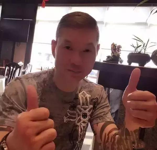 李连杰最猛的一部电影鼠胆龙威,李连杰的鼠胆龙威