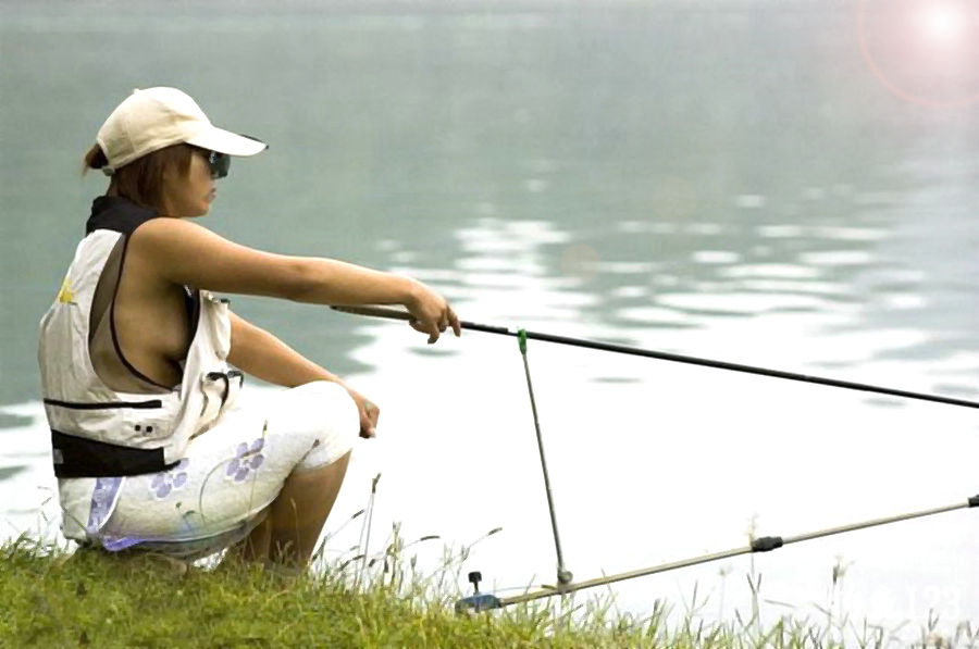 打窝的绝招,打窝钓鱼的手段