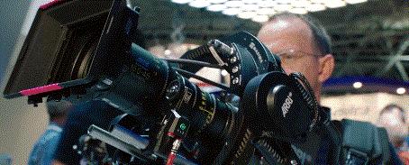 手持稳定器怎么才能更稳 (什么手持稳定器弱爆了)