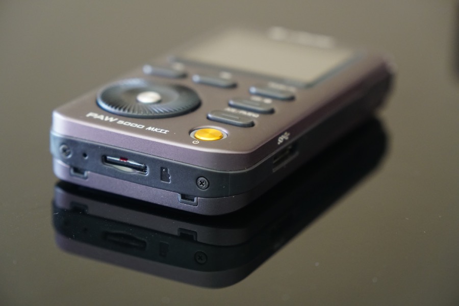 “独立秋风，不与百花争艳”，我说的不是甄嬛传，而是铁菊花二代