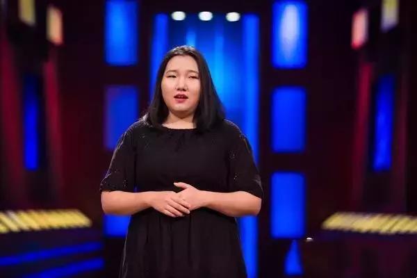 拒绝百万年薪，她做了95后的图片社区、一年注册用户400w