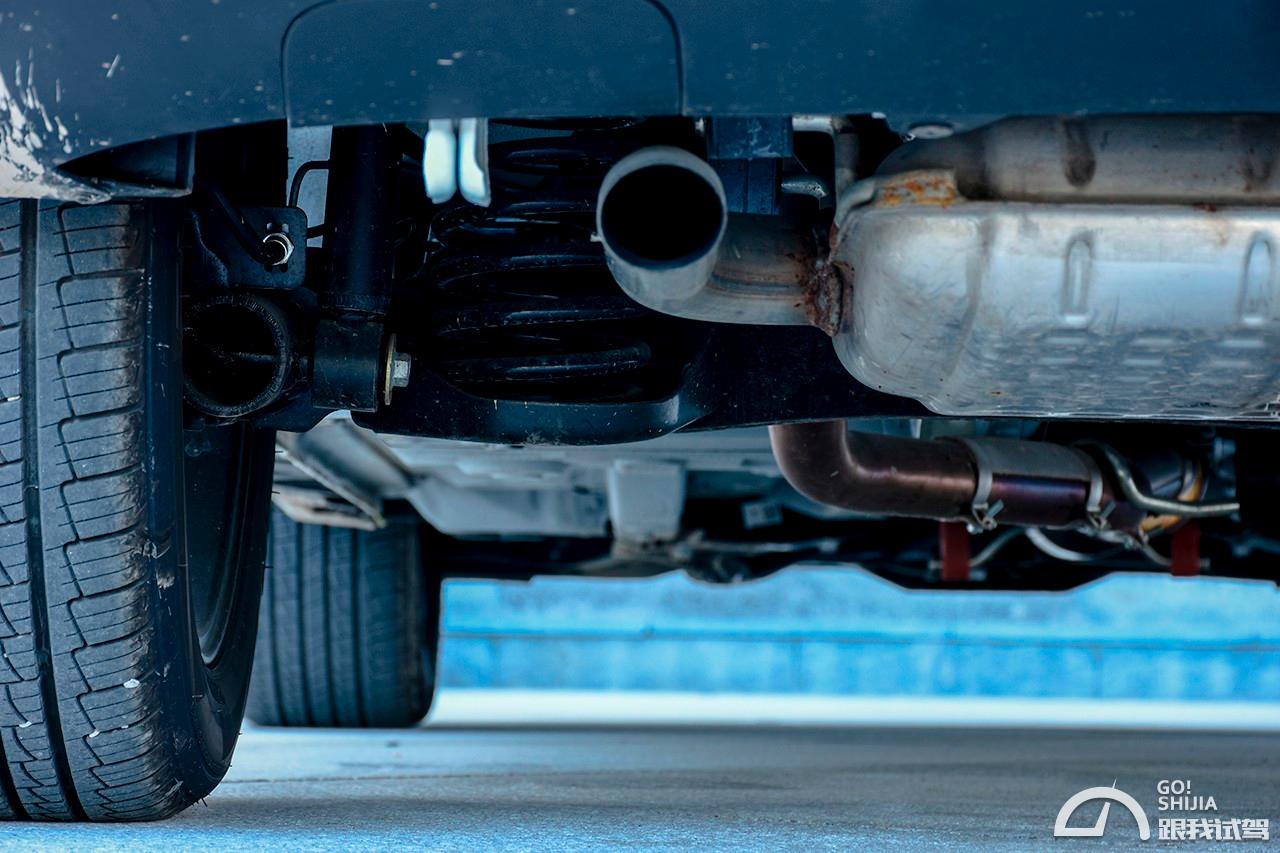 suv车型弯道行驶技巧,suv弯道驾驶