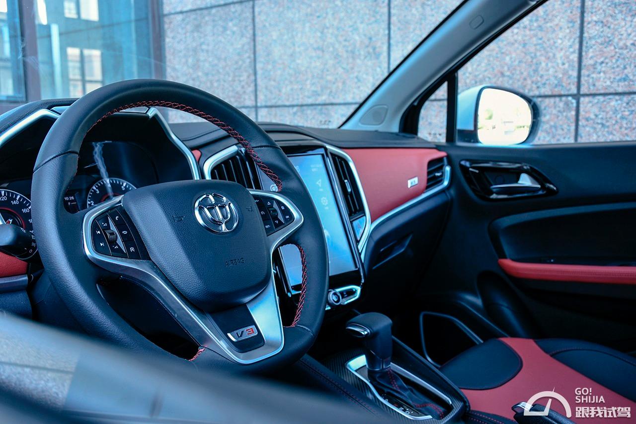 suv车型弯道行驶技巧,suv弯道驾驶