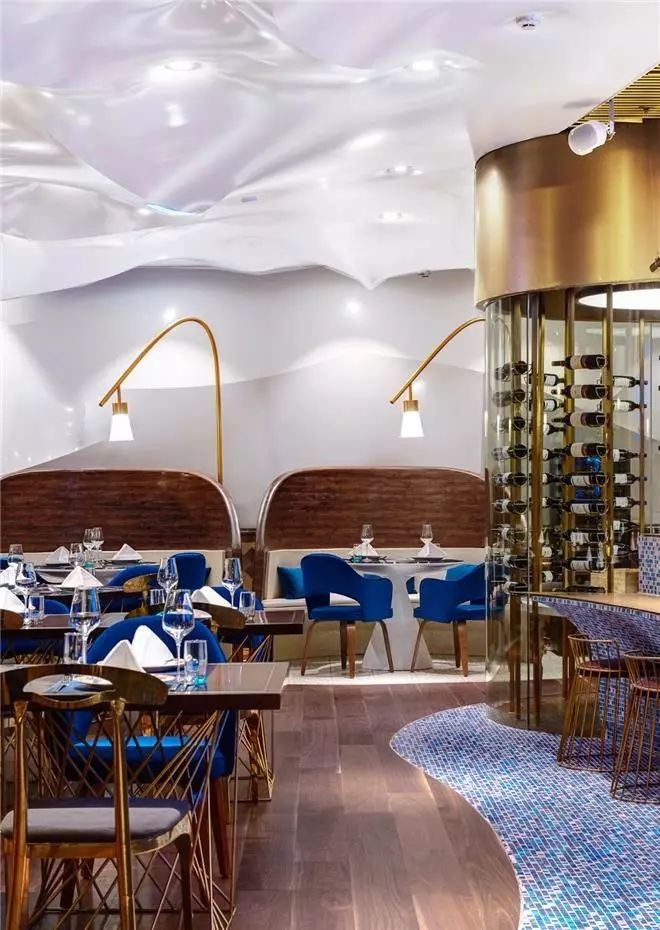 设计师大胆突破传统设计元素,林森设计师