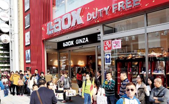 某CEO去玩充电宝的时候，美妆零售行业却出现了新物种