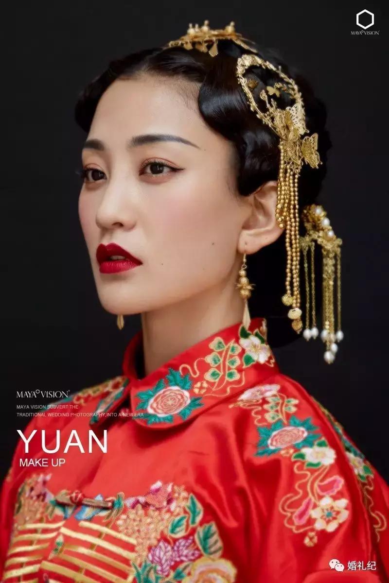如何挑选适合中式婚礼的妆容,中式婚礼搭配