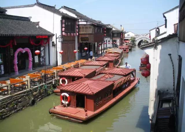 新乡必吃十大特色小吃步行街,舌尖上的古街美食街