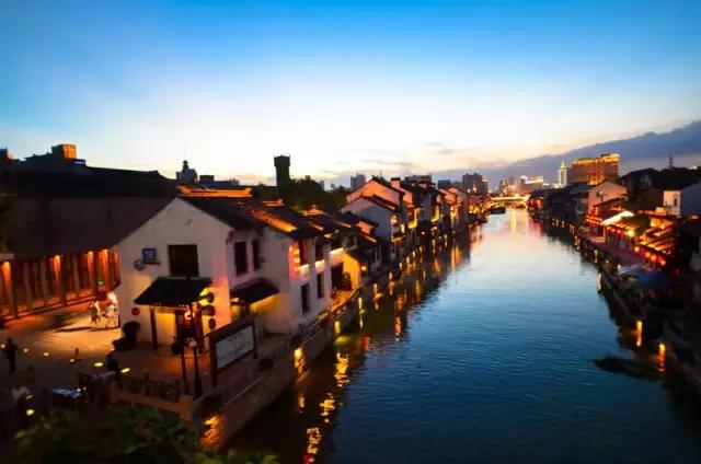 新乡必吃十大特色小吃步行街,舌尖上的古街美食街