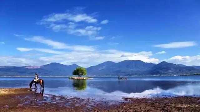 西安到云南丽江特价飞机票,西安直飞云南大理机票