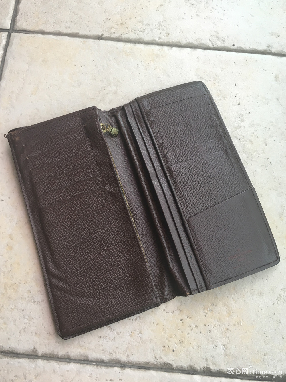 louisvuitton路易·威登男士钱包,路易威登男士手包哪款好看