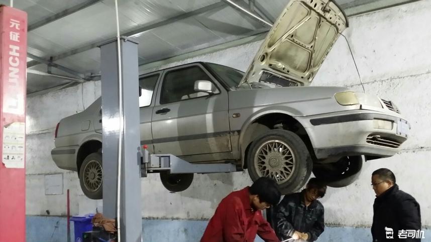 大众速腾2018款1.6自动舒适二手,大学毕业5万块买什么二手车