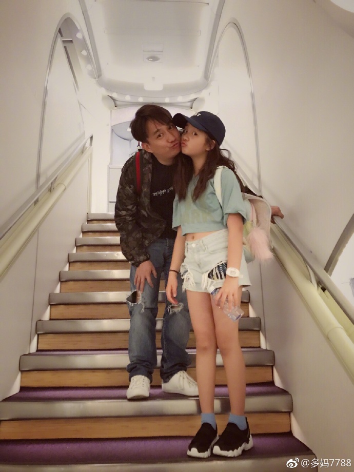 五月母女出游怎么穿,多多妈穿搭