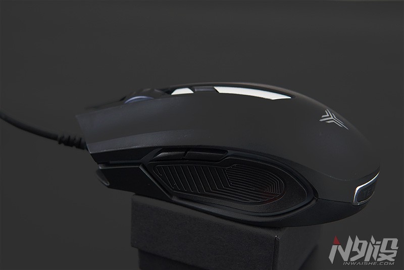 狼派at405游戏鼠标,狼派鼠标拆解