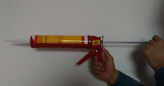 玻璃胶打好的教程,玻璃胶打胶新手教学