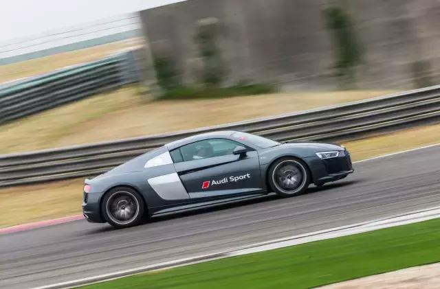 audisport全系展现,audisport赛道体验