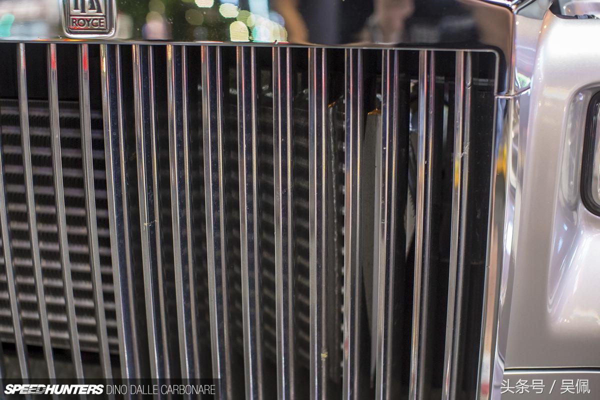 劳斯莱斯为什么不用丰田发动机,为了一把伞买劳斯莱斯