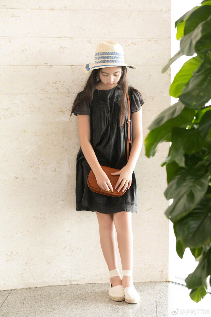 五月母女出游怎么穿,多多妈穿搭