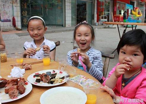 久久鸭秘制卤汤底料培训课程,久久鸭制作流程商用