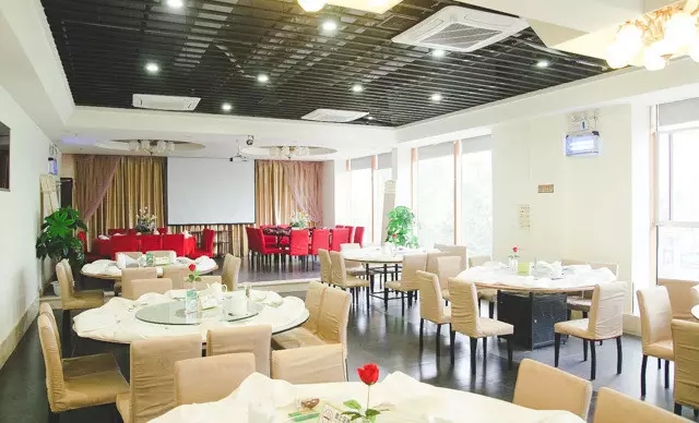 漓江小镇美食攻略,漓江当地特色美食