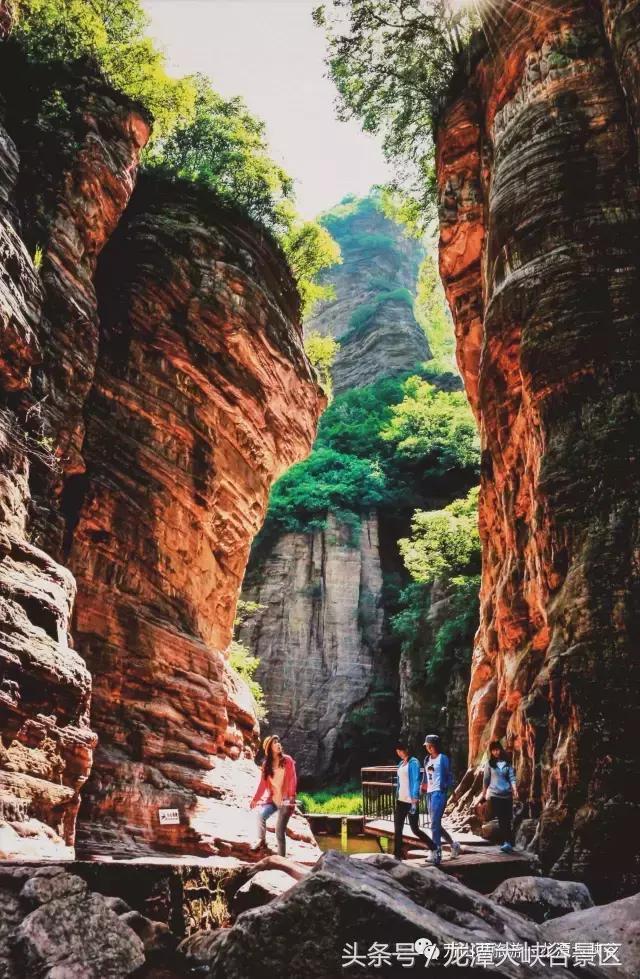 洛阳龙潭大峡谷简介,龙潭大峡谷是天下奇峡