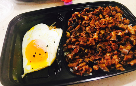 网红龙虾盖浇饭,好吃到哭的小龙虾盖浇饭