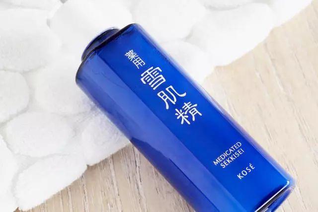 脸部控油的最好的护肤品,控油祛痘收缩毛孔护肤品哪个好