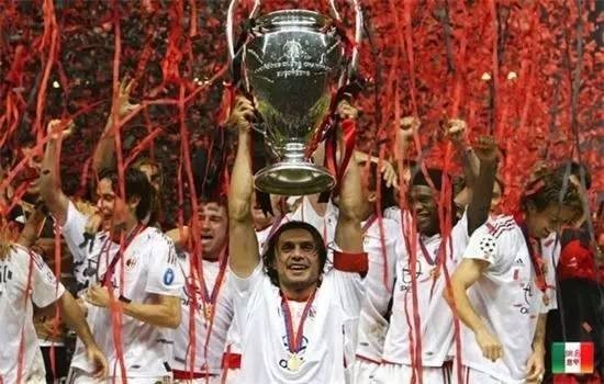 欧洲足坛转会纪录打破过程,改变欧洲足坛格局的经典之战