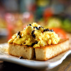 名人齐feel老香港味老凤冰室大获潮赞