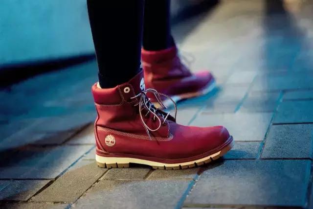 踢不烂大黄靴滴上了油渍,踢不烂大黄靴timberland