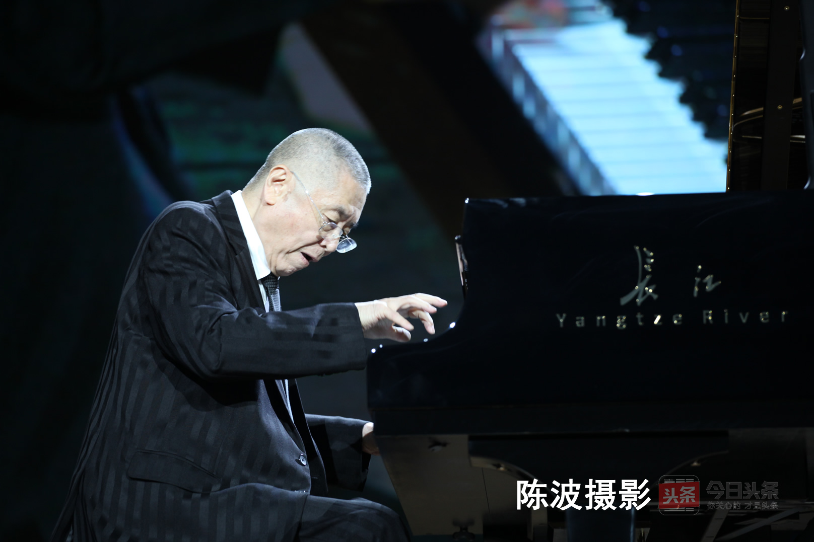 钢琴大师刘诗昆,中国著名青年钢琴大师