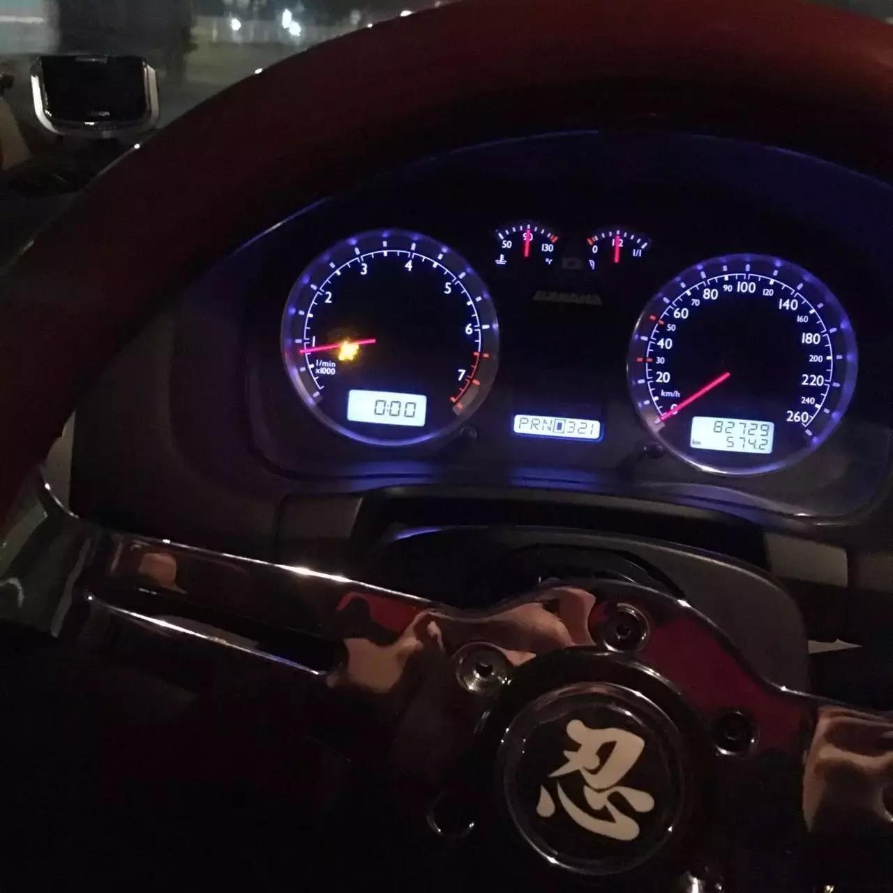 一个喜欢玩车的女司机,喜欢玩飞车的女生是什么性格