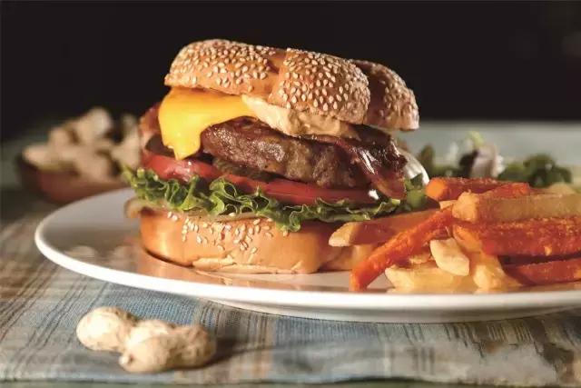 郑州小吃美食推荐店排名榜前十,郑州新东区小吃美食攻略