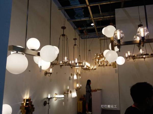 上海家具展会趋势分析,上海23届国际家具展览会时间表